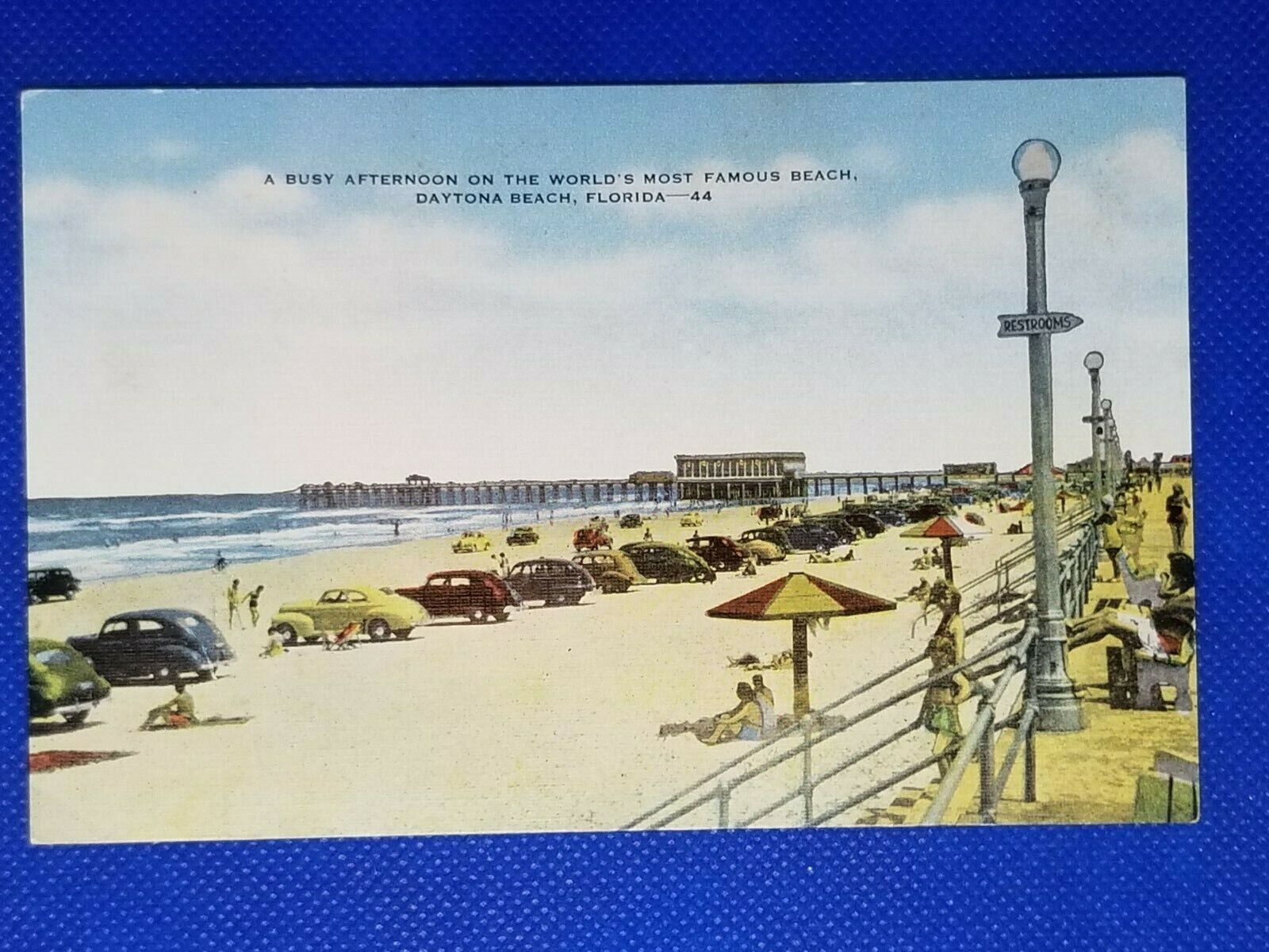 Vintage Postcard: A Busy Afternoon on the World\'s Most Famous Beach, FL 