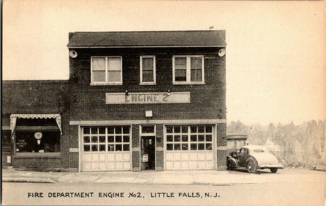 1940\'S. LITTLE FALLS,NJ. FIRE DEPT #2. POSTCARD II9
