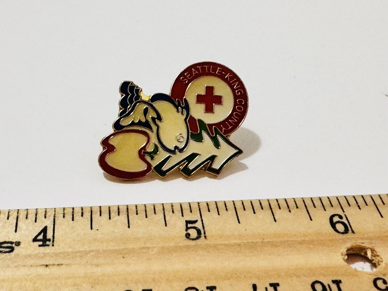 Vintage American Red Cross Seattle King County Pin Badge