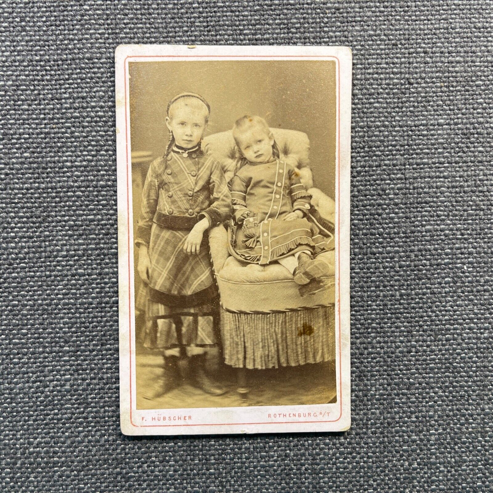 CDV Photo Antique Portrait Two Young Girls in Fashion Dresses Germany