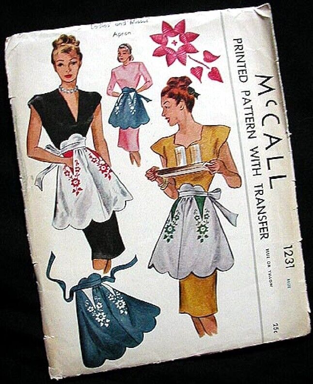 1940s McCall APRON PATTERN Scalloped Cocktail Fancy w/ Transfers UNCUT ©1945