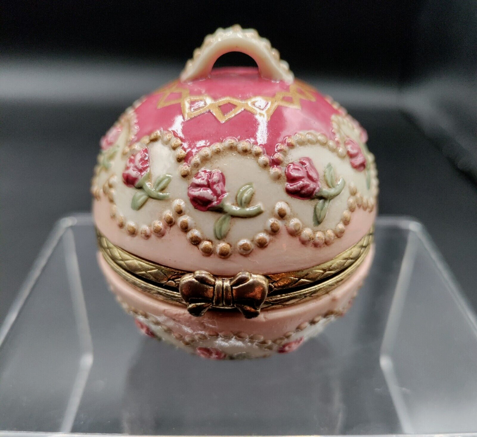 Hand painted Rose Decorative Trinket Box Porcelain Christmas Ball Ornament PHB