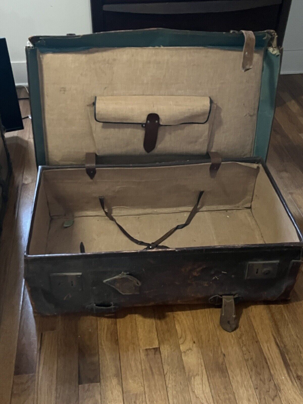 Vintage 1960s Cunard Queen Elizabeth Captain Leather Luggage Suitcase