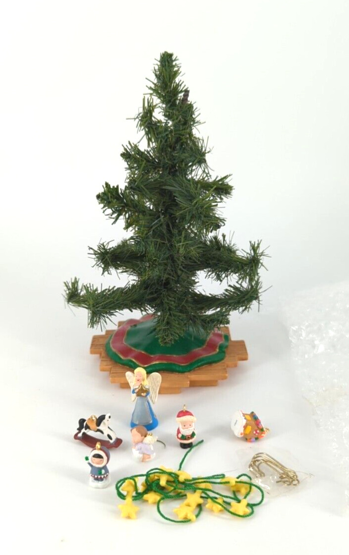 2002 Hallmark Keepsake Ornament CHRISTMAS TREE WITH DECORATIONS Miniature