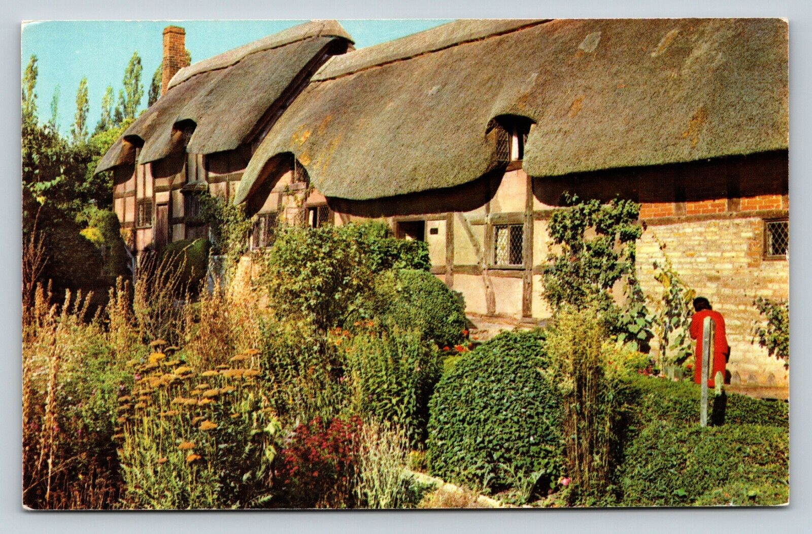 Anne Hathaway\'s Cottage Warwickshire England VINTAGE Postcard