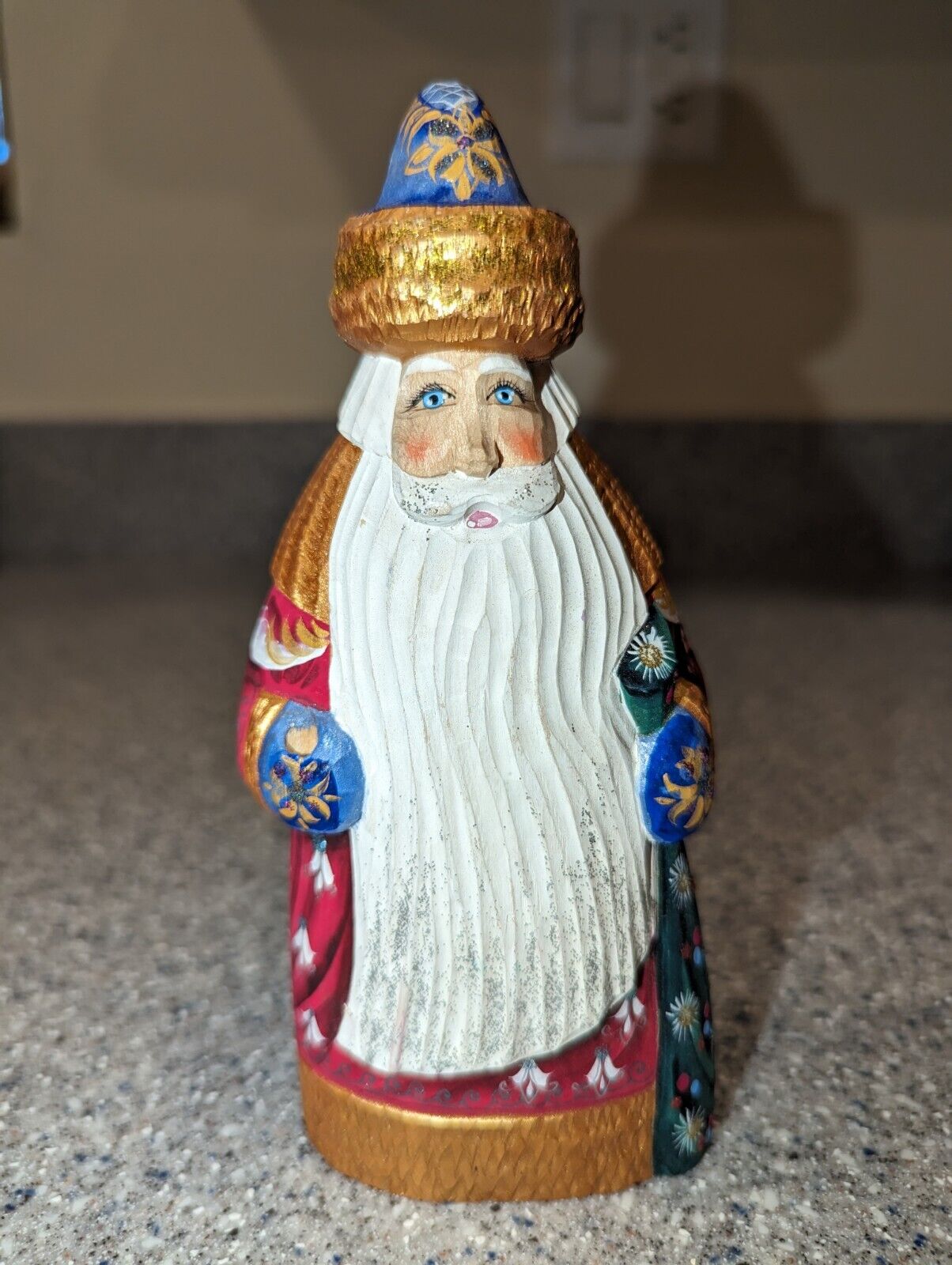 Vtg Russian Santa St Nick Father Christmas Hand Carved & Painted Wood ‌figurine 