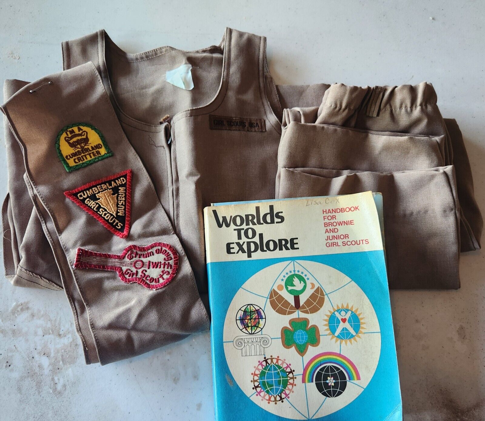 Vintage Girl Scout Brownie Uniform Dress Pants Size 6 And Book 