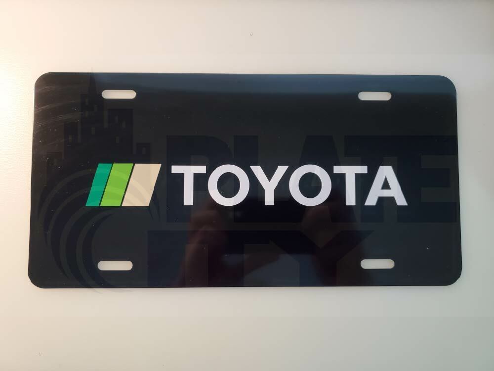 Toyota Retro Metal Plate novelty vanity Green logo black plate