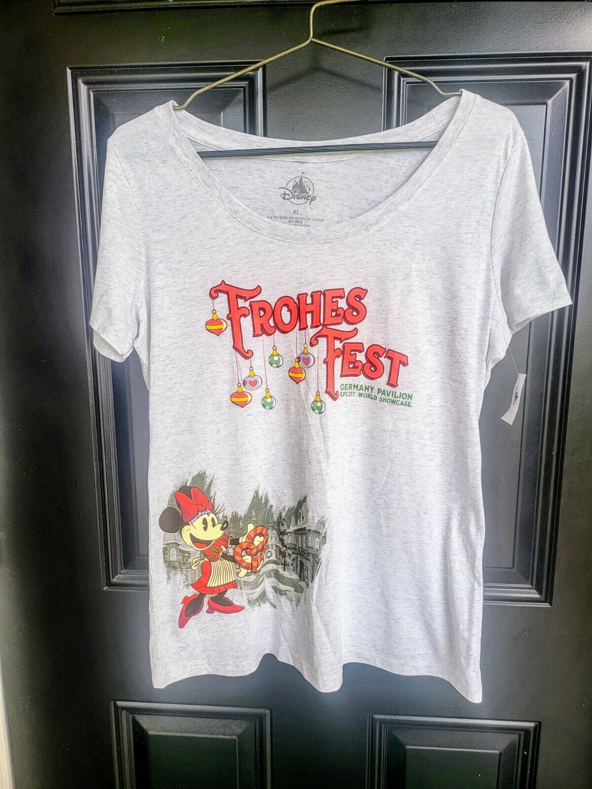 Disney Epcot Germany World Showcase Frohes Fest Minnie Christmas Ladies Shirt