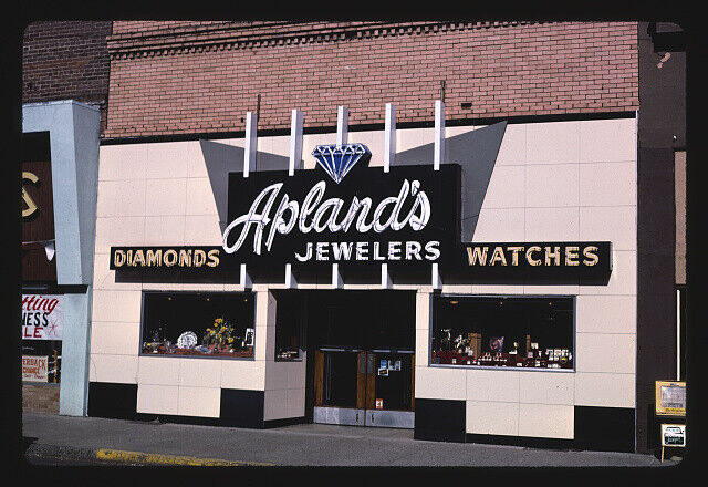 Photo:Apland\'s Jewelers,Cottage Grove,Oregon