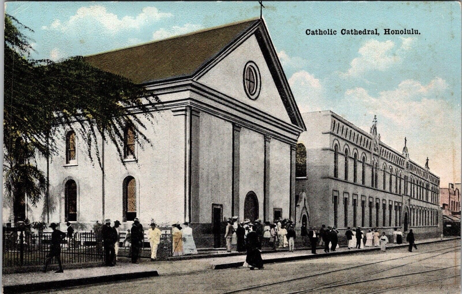 HONOLULU, HI Hawaii CATHOLIC CHURCH  Parishioners Outside c1910's Postcard J35