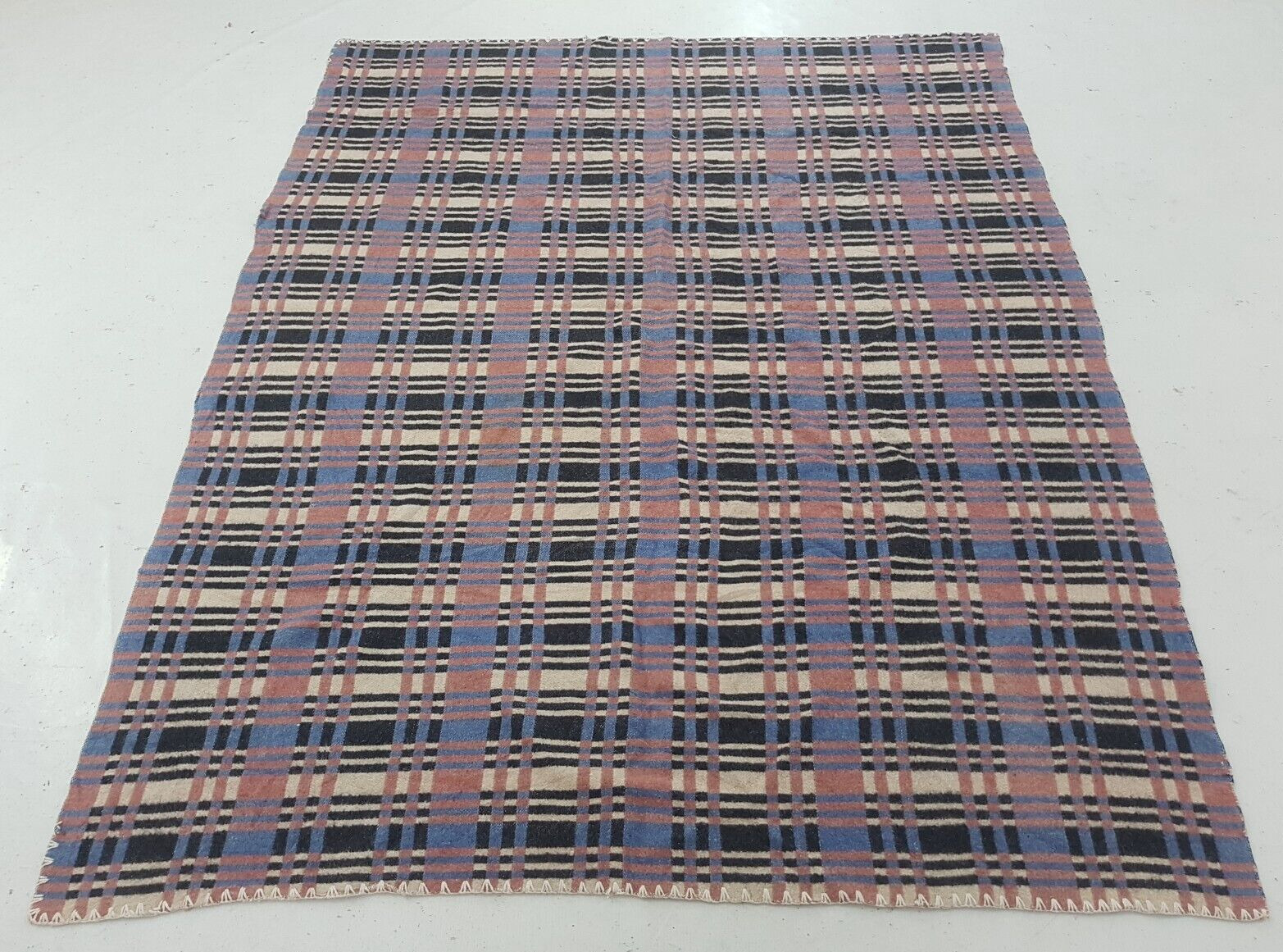 Vintage Handmade Wool Reversible Welsh Blanket Tapestry Bedspread 180x144 cm