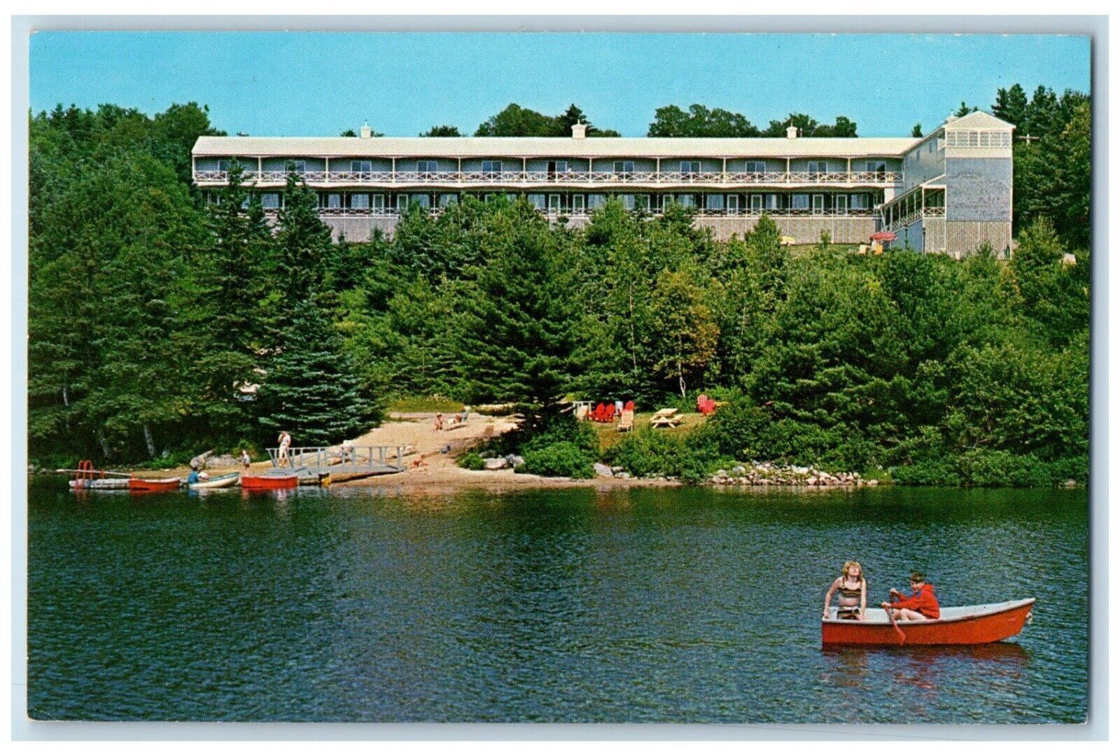 c1960\'s Lake View Hotel Boothbay Harbor Maine ME Unposted Vintage Postcard
