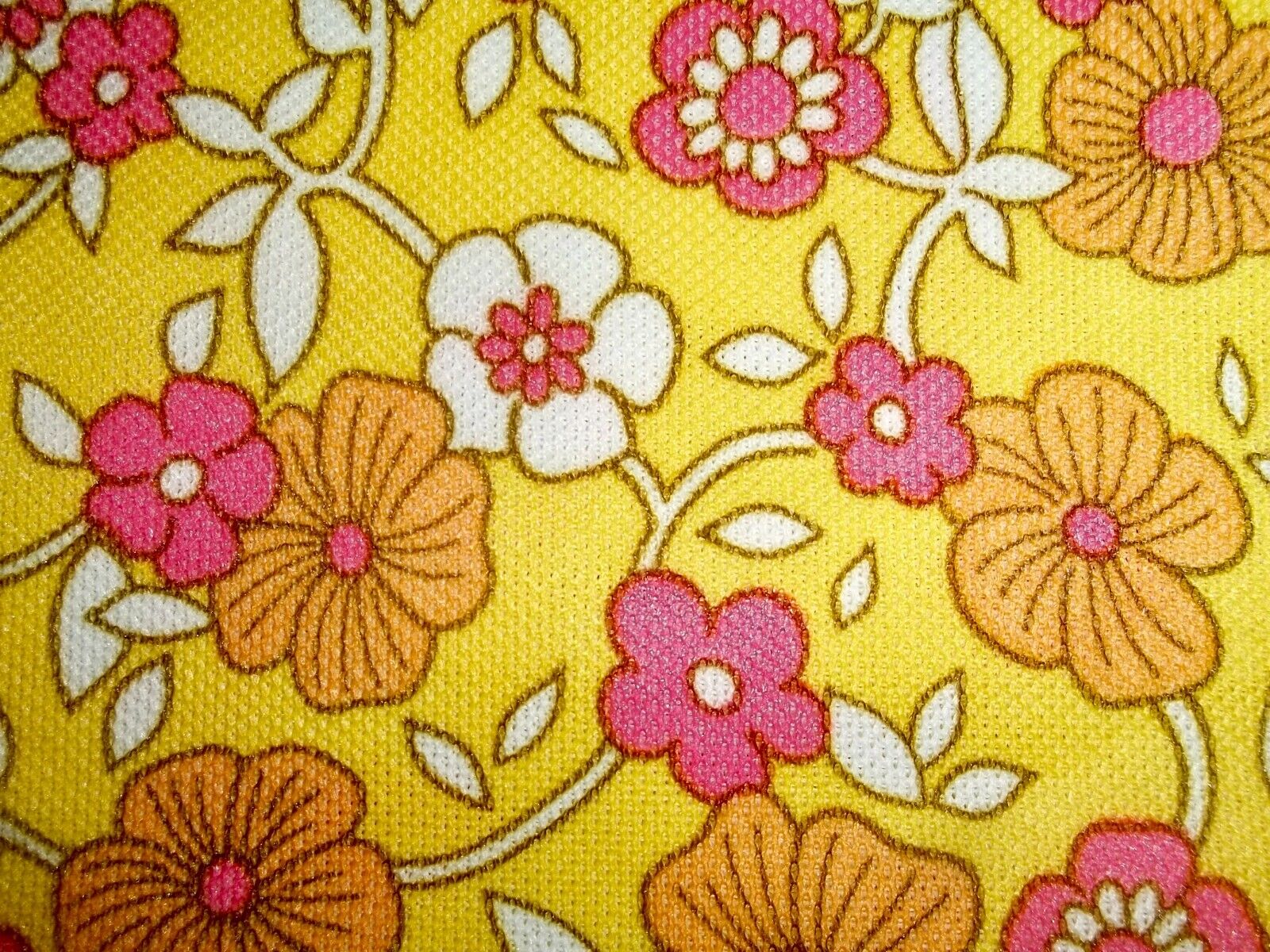 Vintage Bright Mod Floral  60s- early 70s Floral Polyester Fabric (1 Yd + 16\