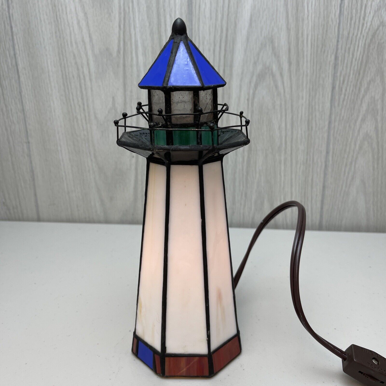 Vintage Stained Glass Tiffany Style Lighthouse Lamp 10\