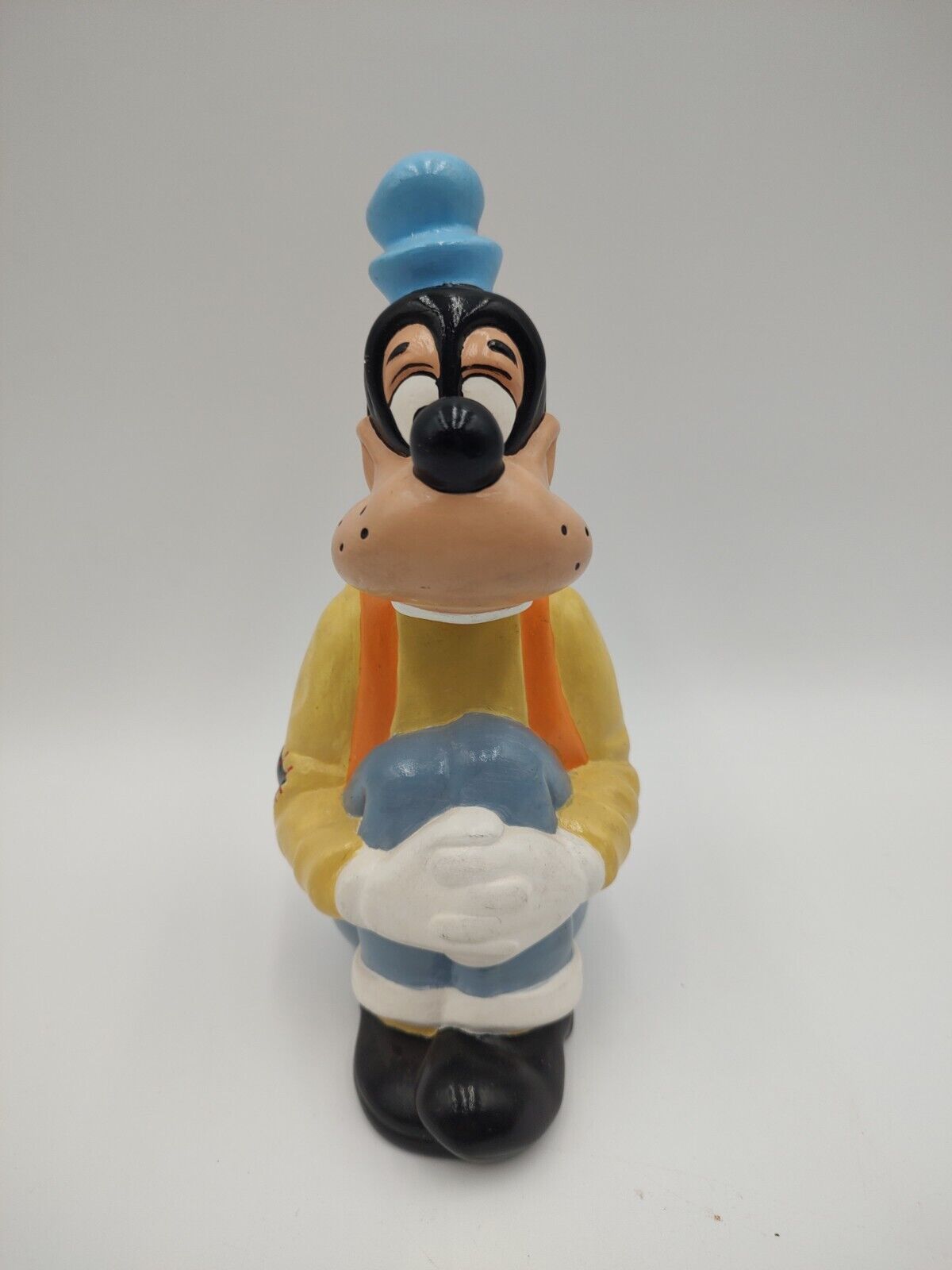 Vintage Walt Disney Productions Ceramic Figurine Statue Goofy Hand Painted