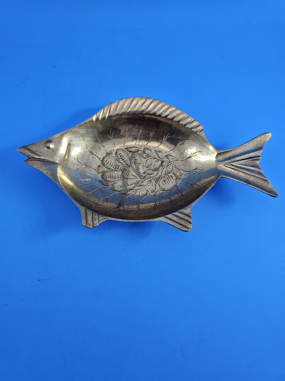 vintage brass fish ashtray Made In India