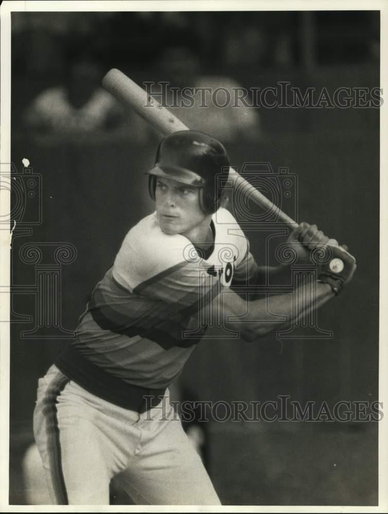1985 Press Photo Auburn Astros Baseball Player Cameron Drew Bats