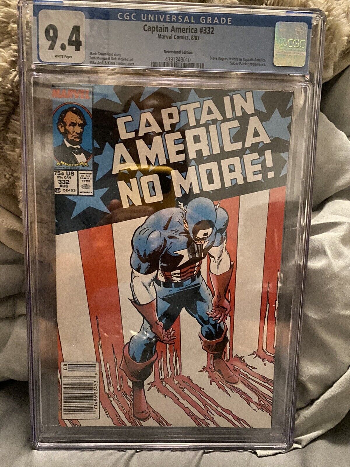 Captain America # 332 Graded 9.4
