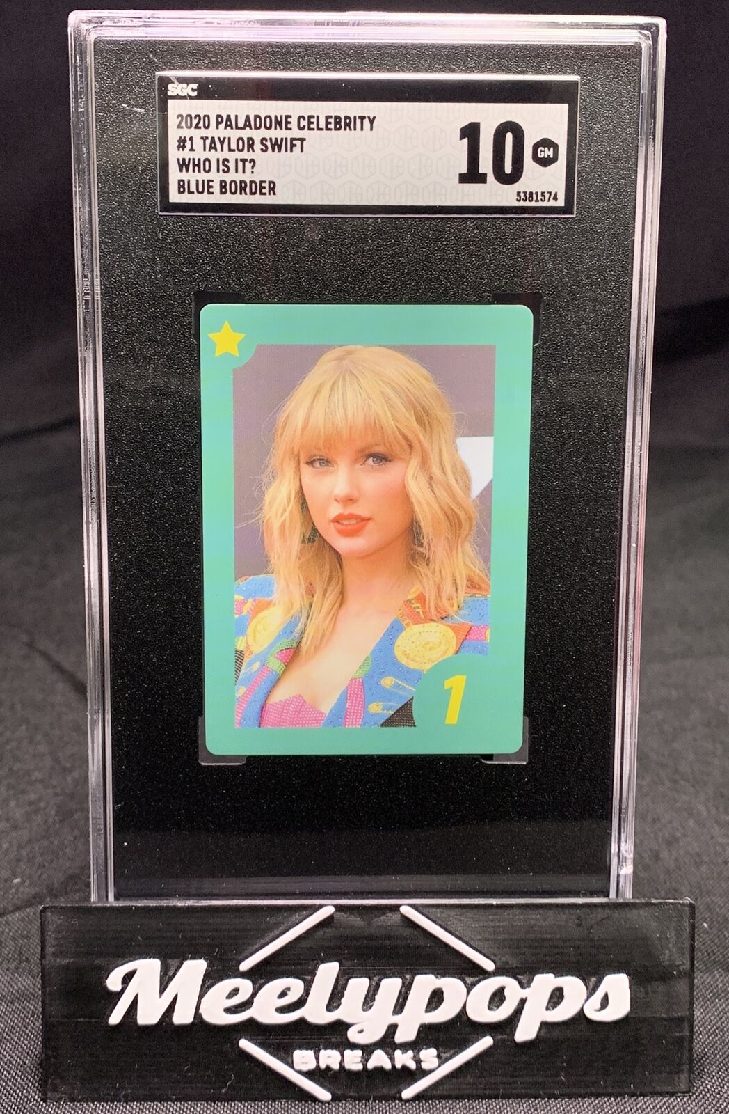 Taylor Swift 2020 Paladone Celebrity Who Is It? Blue Border #1 SGC 10 GM