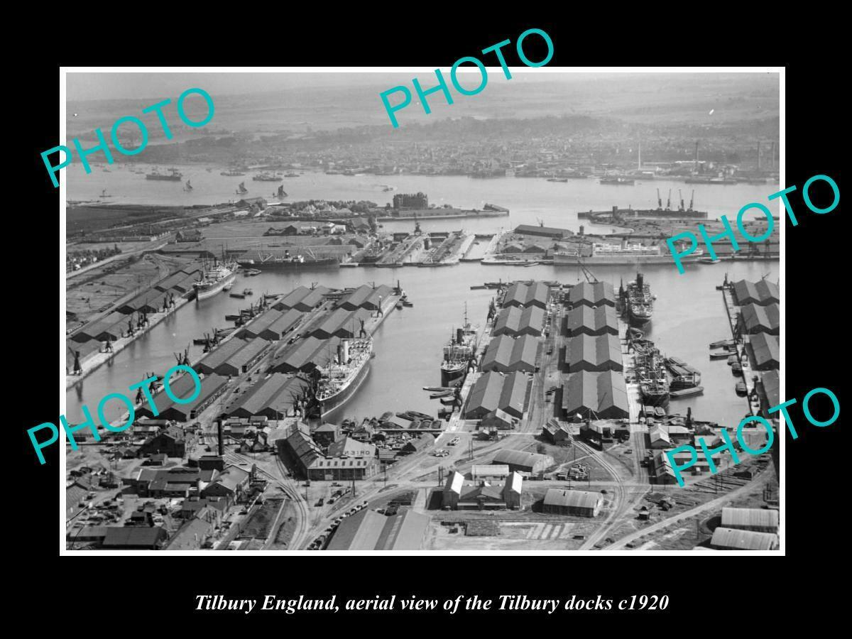 OLD POSTCARD SIZE PHOTO OF TILBURY ENGLAND AERIAL VIEW OF THE DOCKS c1920 2