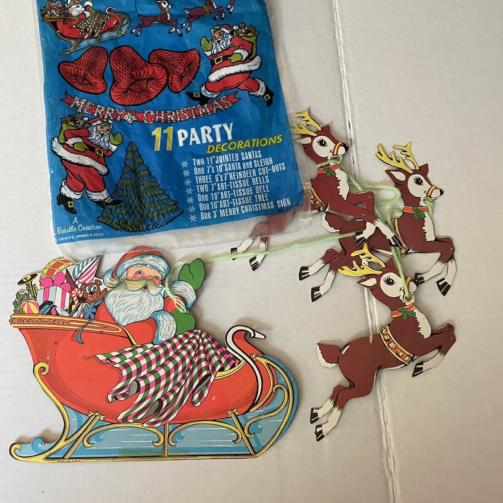 Vtg Beistle Die Cut Christmas Decor Santa’s Sleigh W/Reindeer & OG Bag 