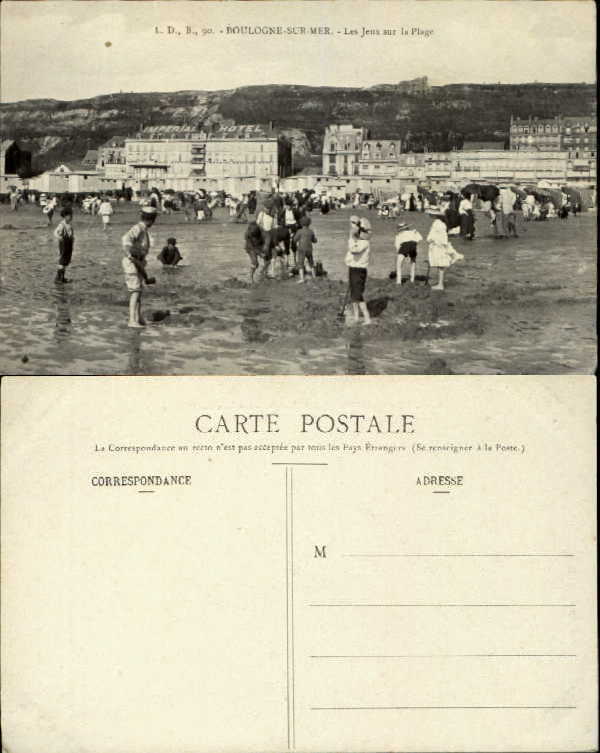 Boulogne-Sur-Mer France Les Jeux sur la Plage anime ~ vintage postcard