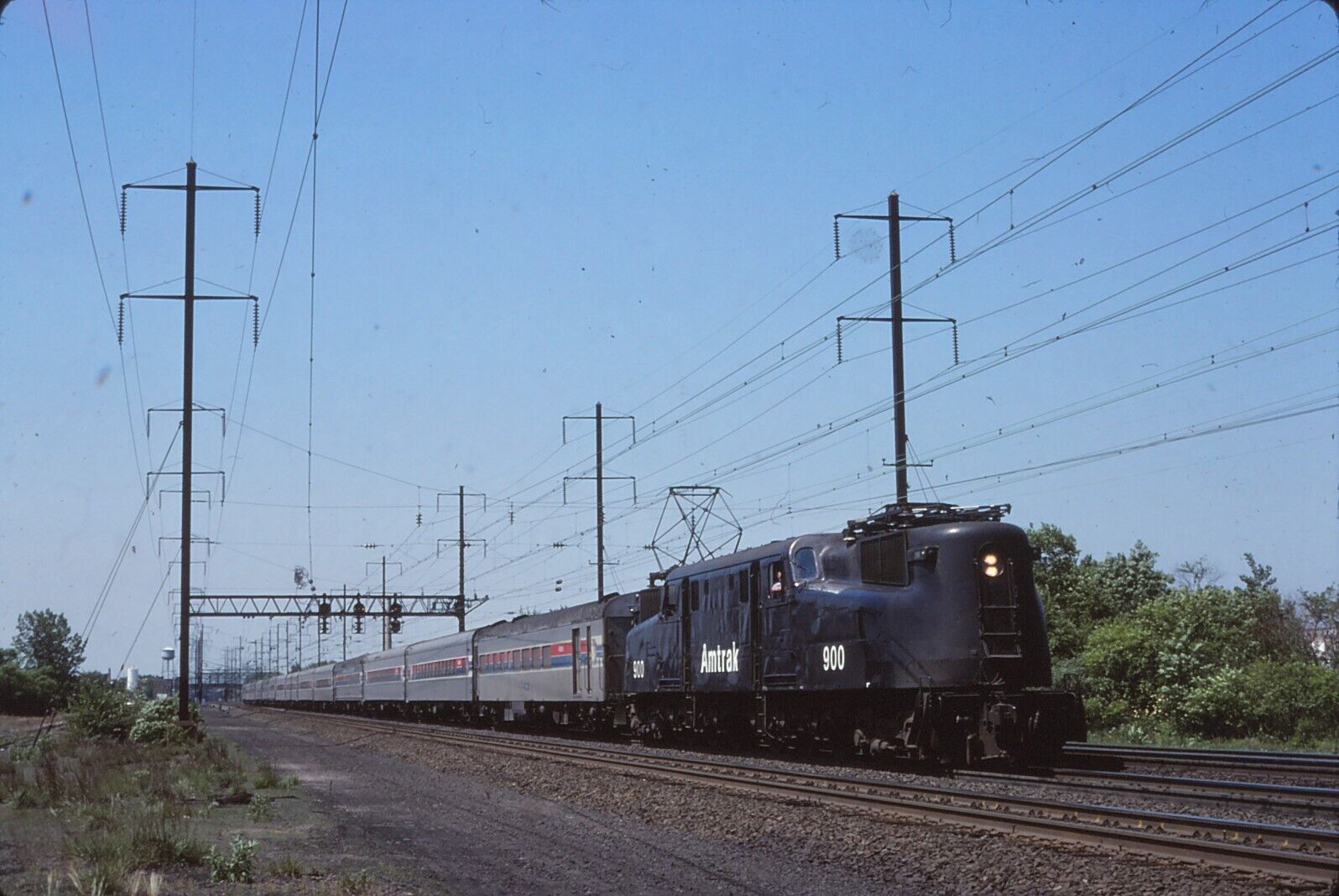 Original Kodak Railroad Slide Amtrak #900 Class Leader Action GG-1  1977