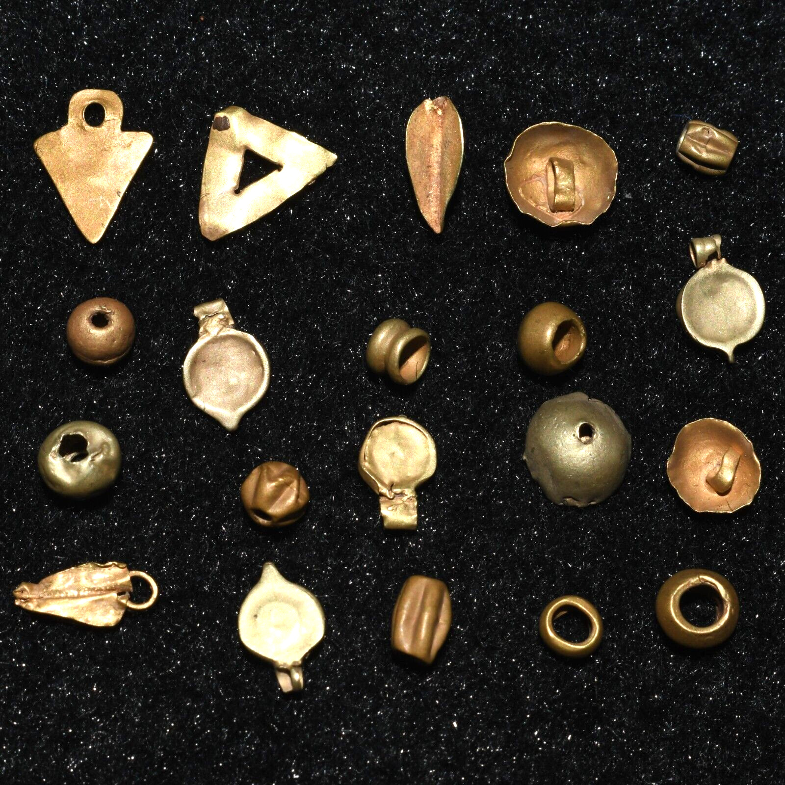 20 Ancient Roman & Greek Solid Gold Bead & Ornaments Ca. 300 BC - 1st Century AD