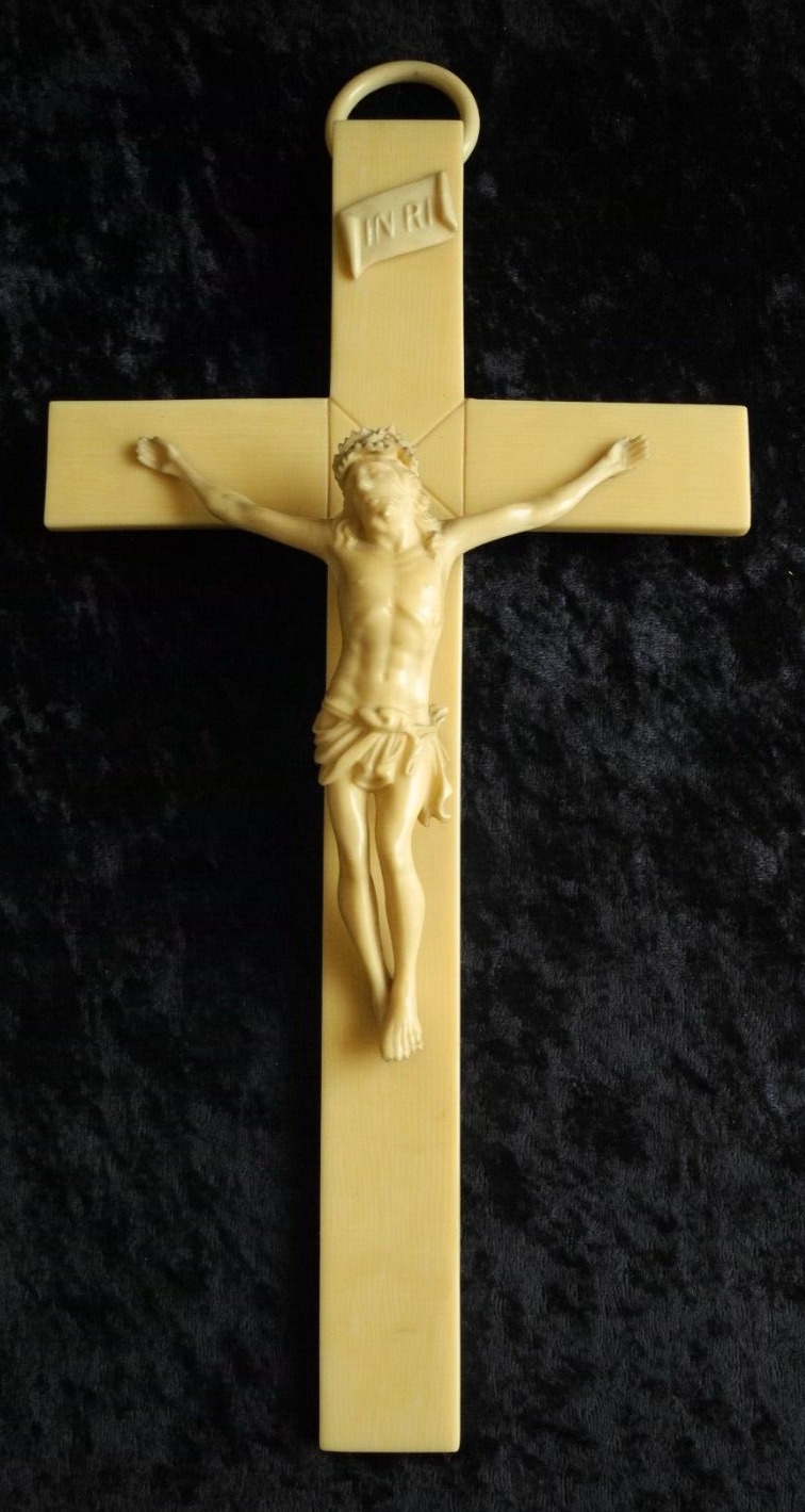 OLD ANTIQUE CATHOLIC HAND CARVED CROSS WITH CORPUS JESUS ​​CHRIST