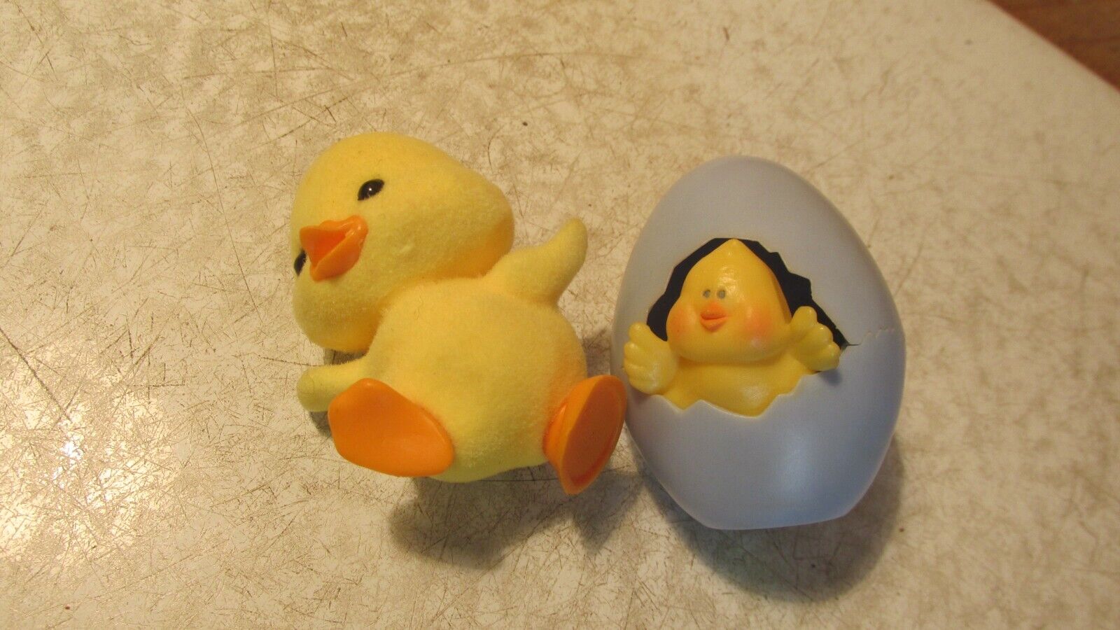 2 Hallmark Merry Miniatures Easter no. 1