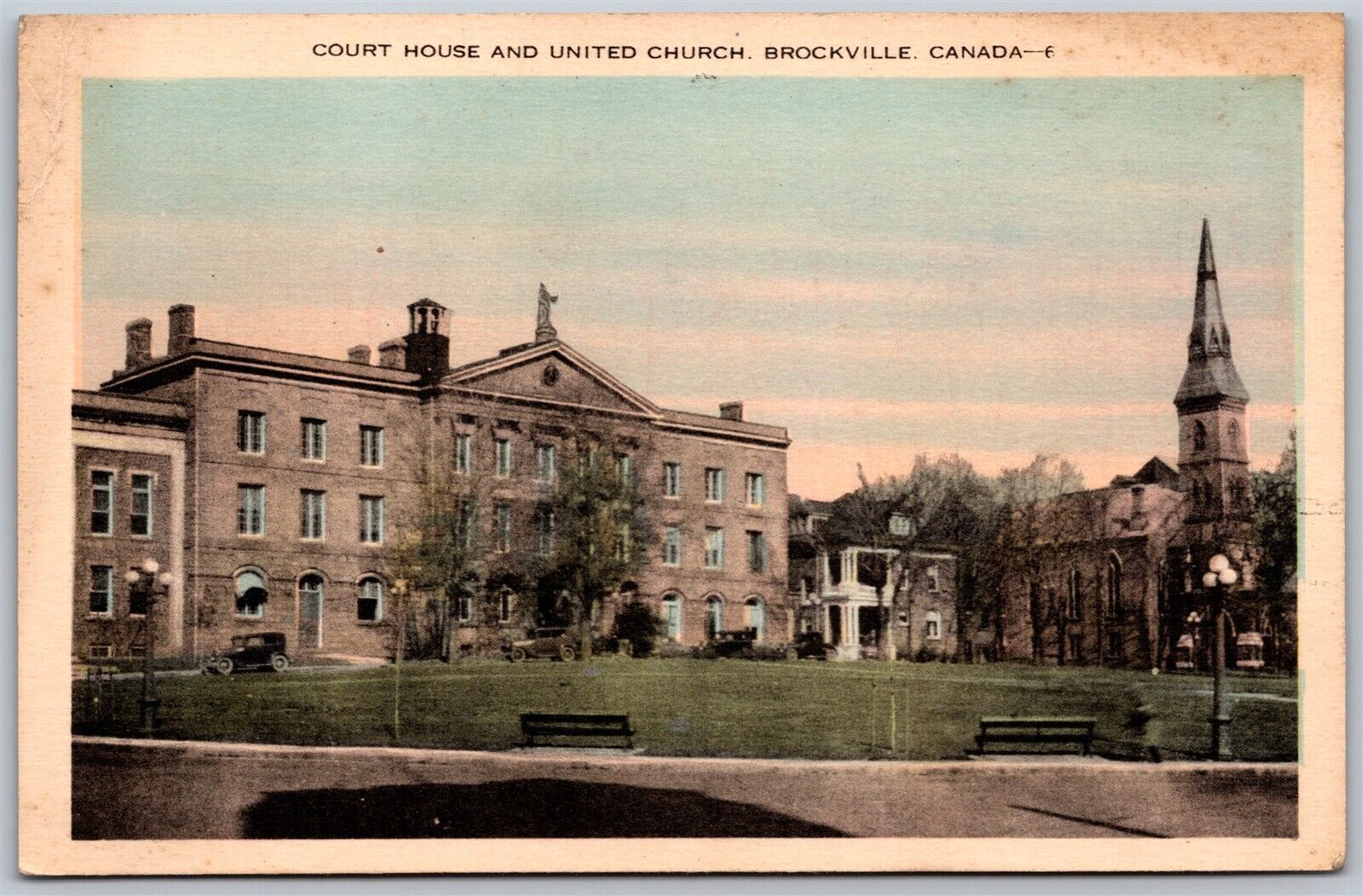 Postcard Brockville Ontario c1930s Court House and United Church