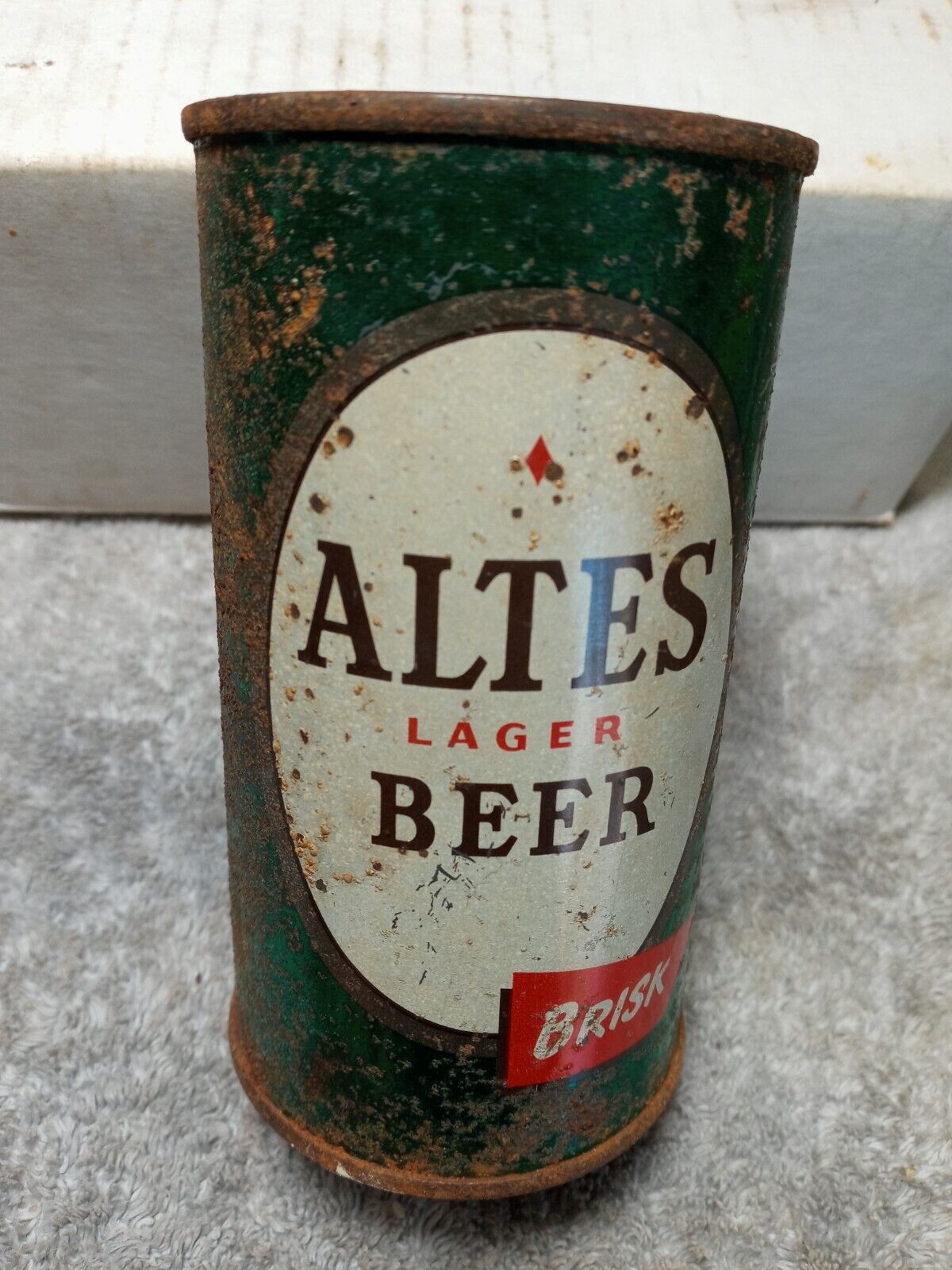 Altes Lager beer   Flat top beer can  ,   EMPTY