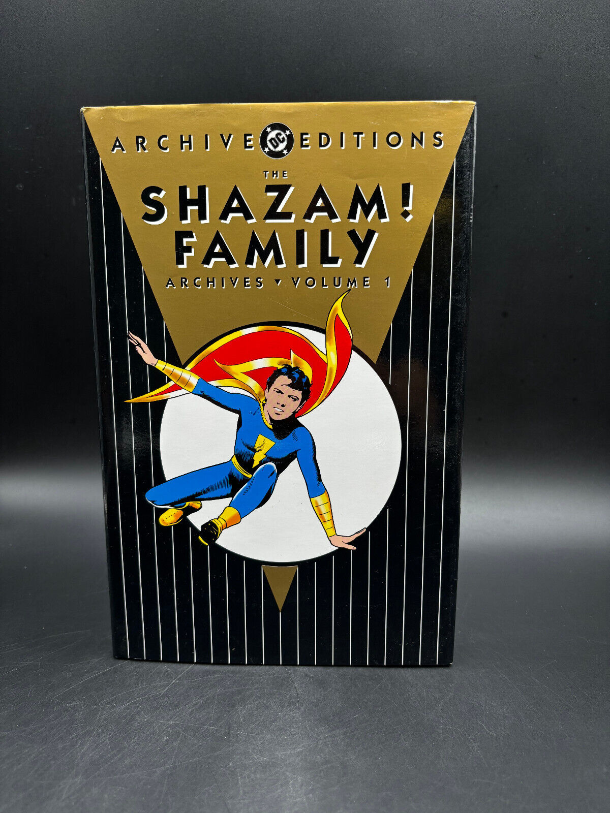 DC Comics Archive Editions THE SHAZAM FAMILY Archives volume 1