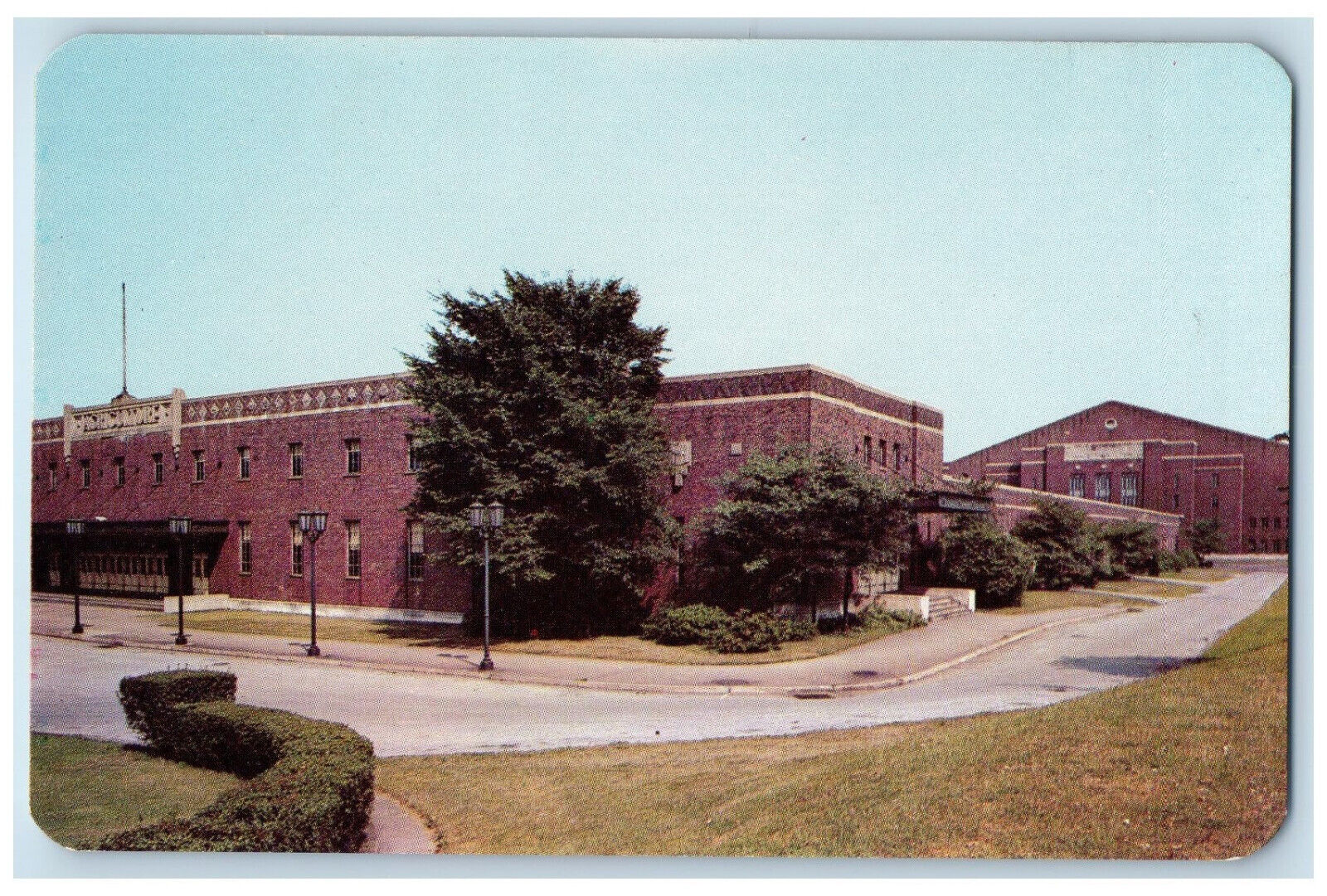 c1950\'s Pennsylvania State Farm Products Building Harrisburg PA Postcard