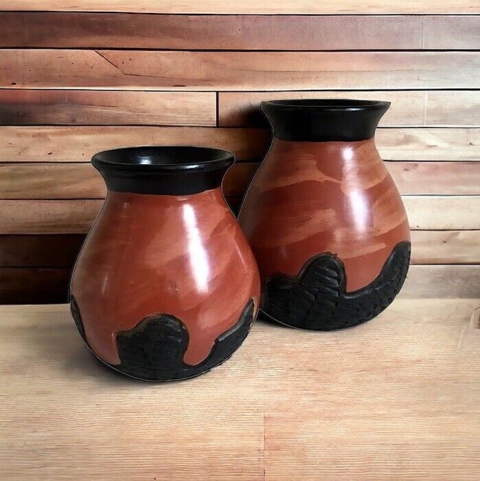 Handmade/Handpainted Mata Ortiz Pottery Signed By Ernesto Ramirez Set of 2 Vases