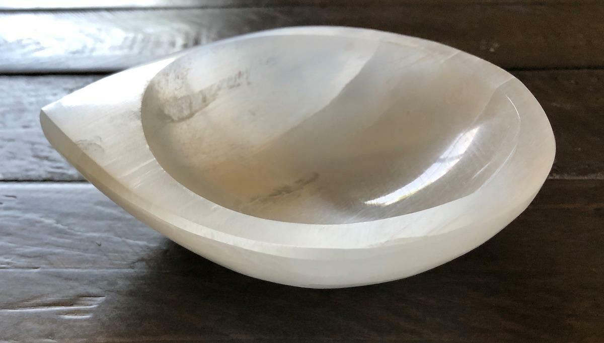 Teardrop Shaped Selenite Altar Bowl