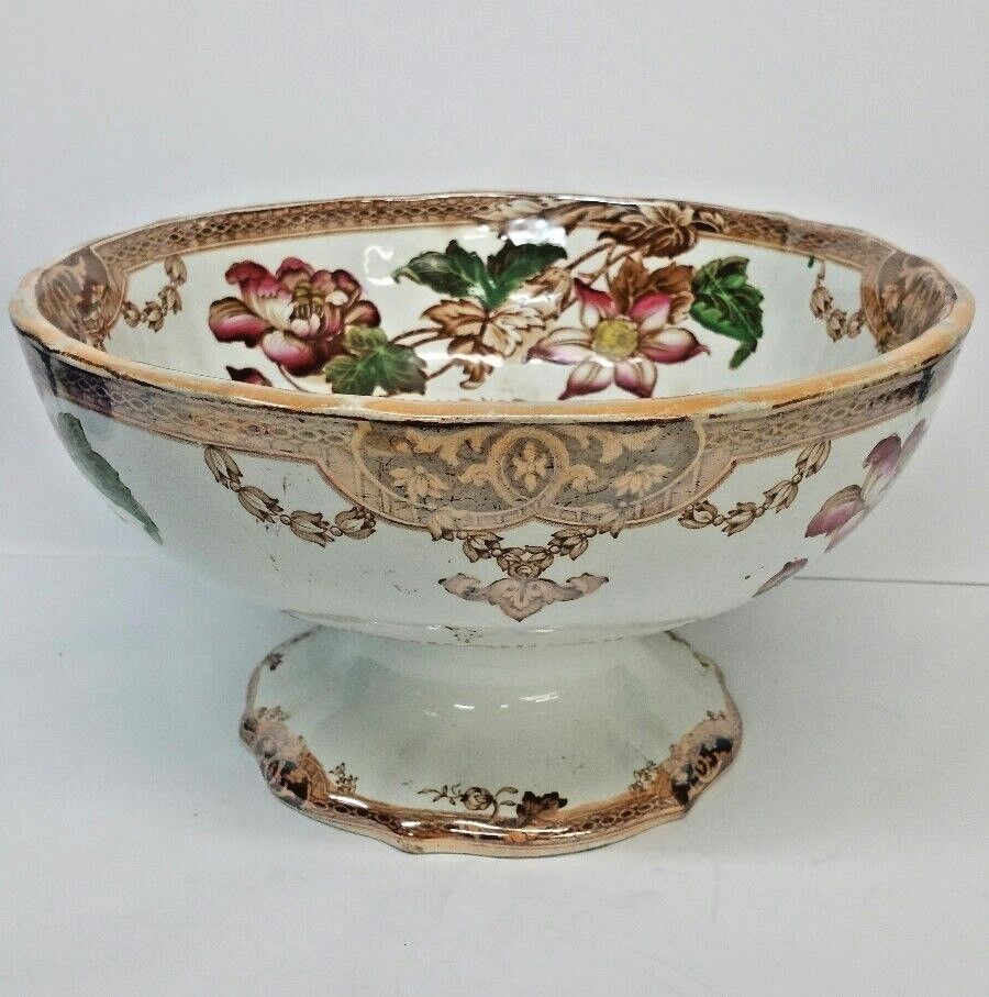 19TH CENTURY VICTORIAN LILY AND ROSE CENTERPIECE PORCELAIN 