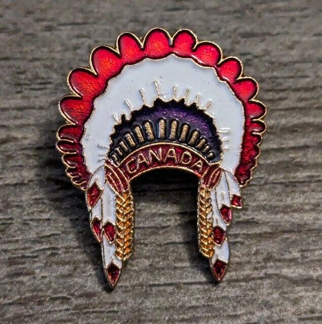 Canada Indigenous First Nation Chief Red & White Feather Headdress Lapel Pin