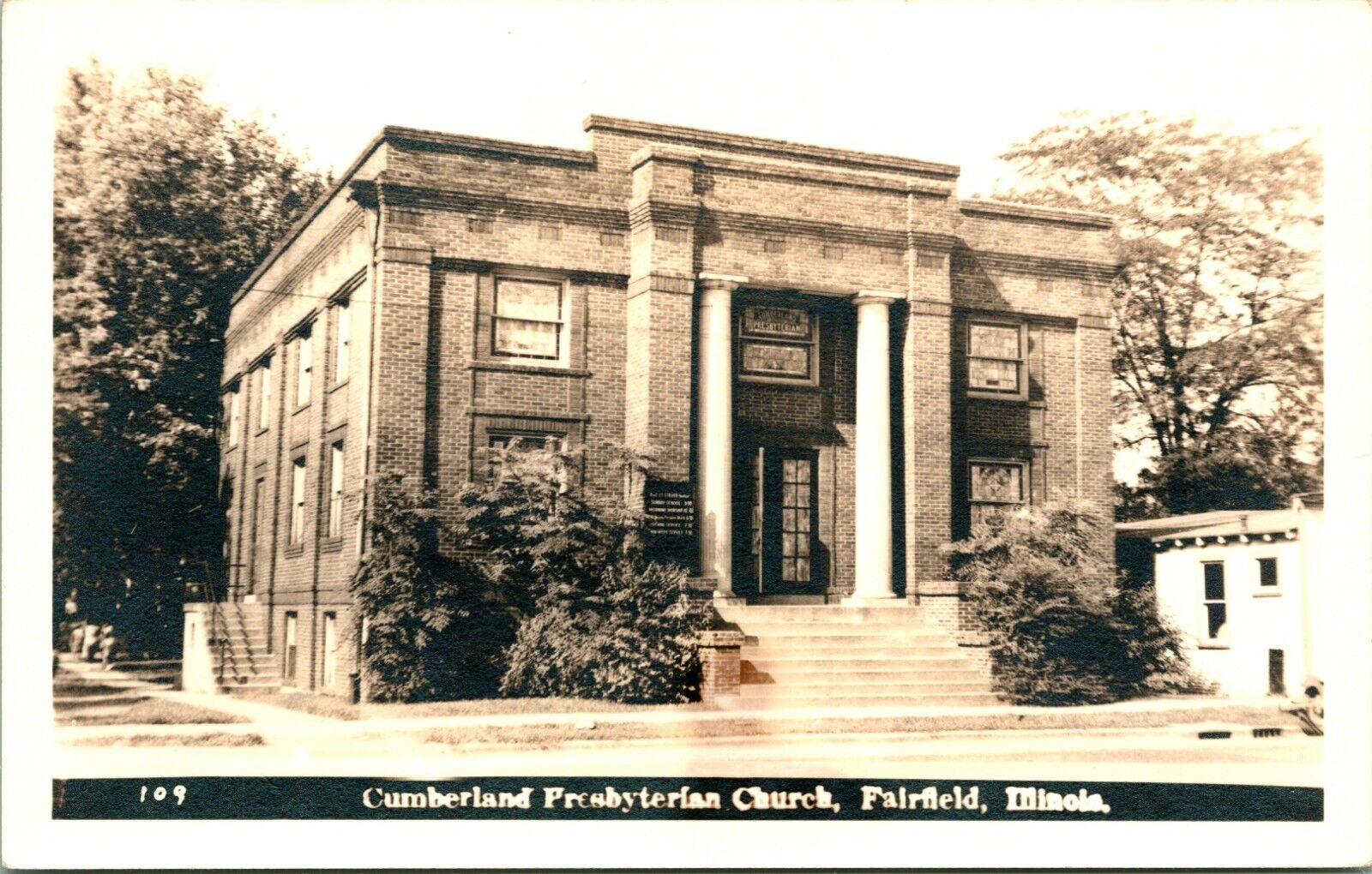 RPPC Cumberland Presbyterian Church Fairfield IL Illinois UNP Postcard T19