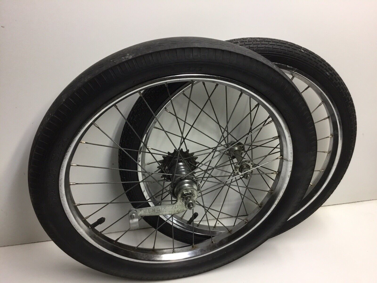 Vintage Murray Huffy AMF Sears Muscle Bike 20” Wheels Rims Slick Tire