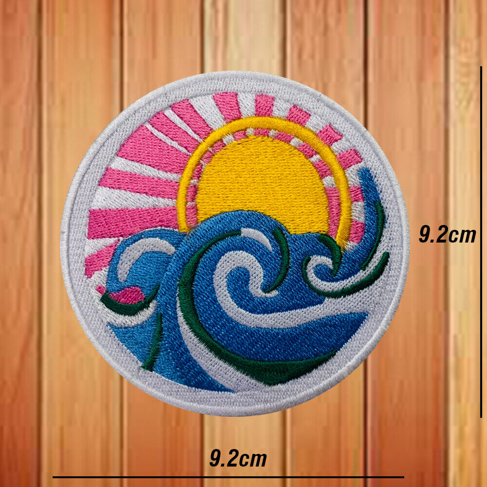 BEACH SUNSET LOVELY EMBROIDERED PATCH IRON OR SEW ON BADGE APPLIQUES
