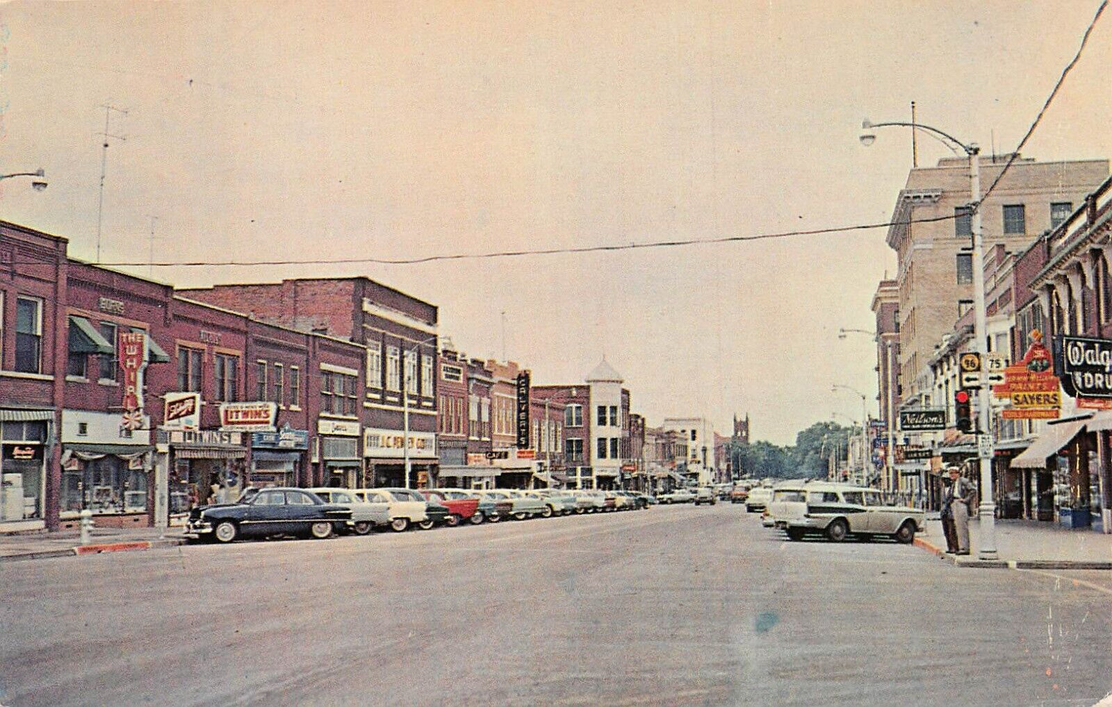 Independence KS Kansas Penn Main Street Downtown 1960s Vtg Postcard A17