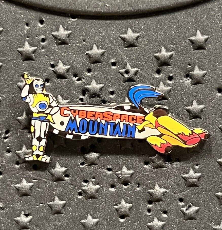 RARE Vintage Disney Quest Cyberspace Mountain Pin Robot & Space Vehicle Pin 2471