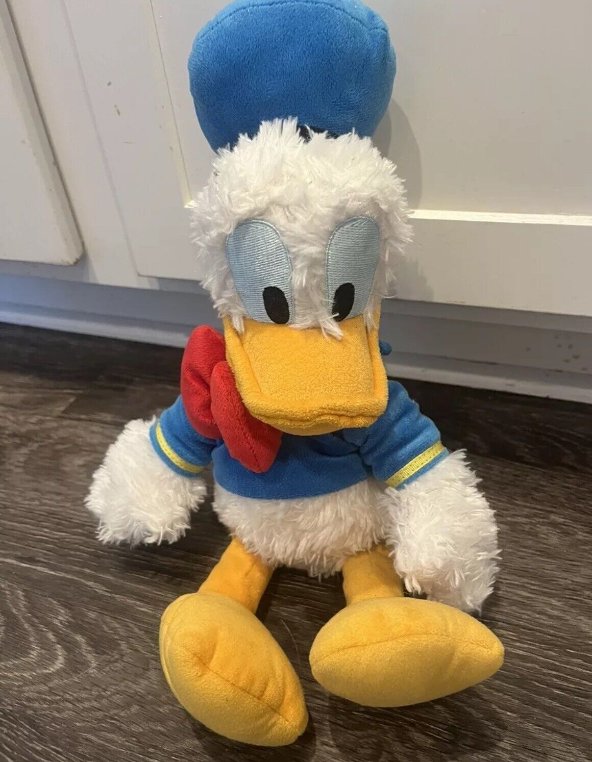 Authentic Original Disney Parks Large Fluffy Donald Duck Plush - 16\
