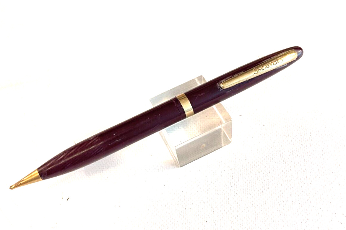1950s Sheaffer's Burgundy Admiral mechanical pencil Gold clip & trim. Works