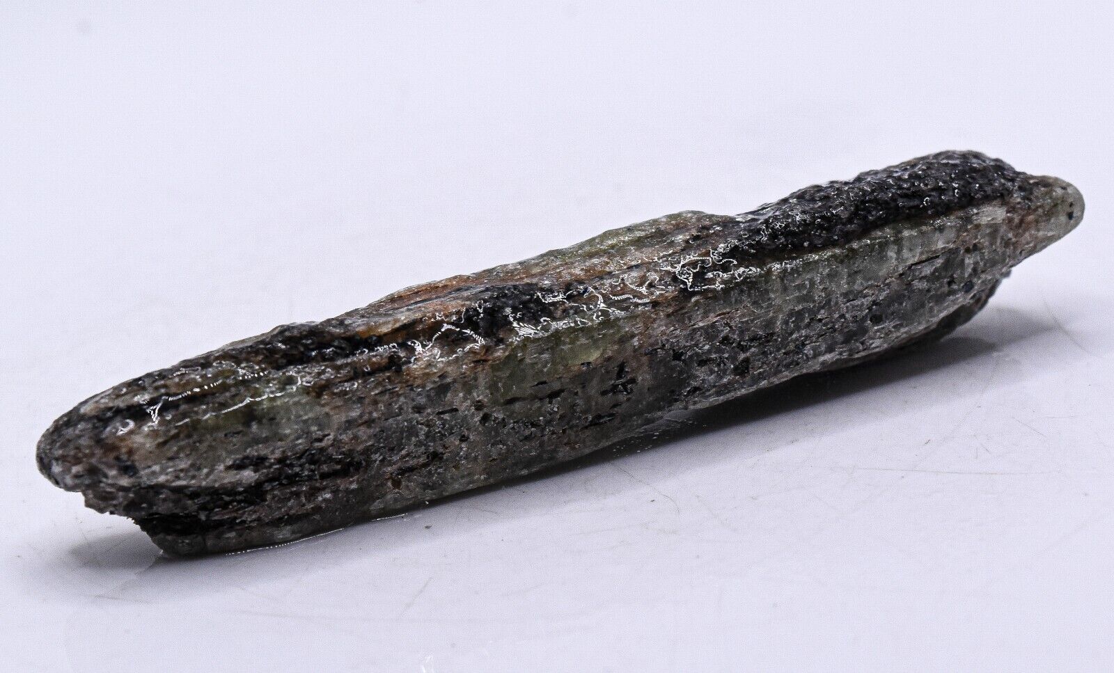 400ct  Soft Gren Black Kyanite Blades Cluster Natural Gemstone Mineral - Brazil