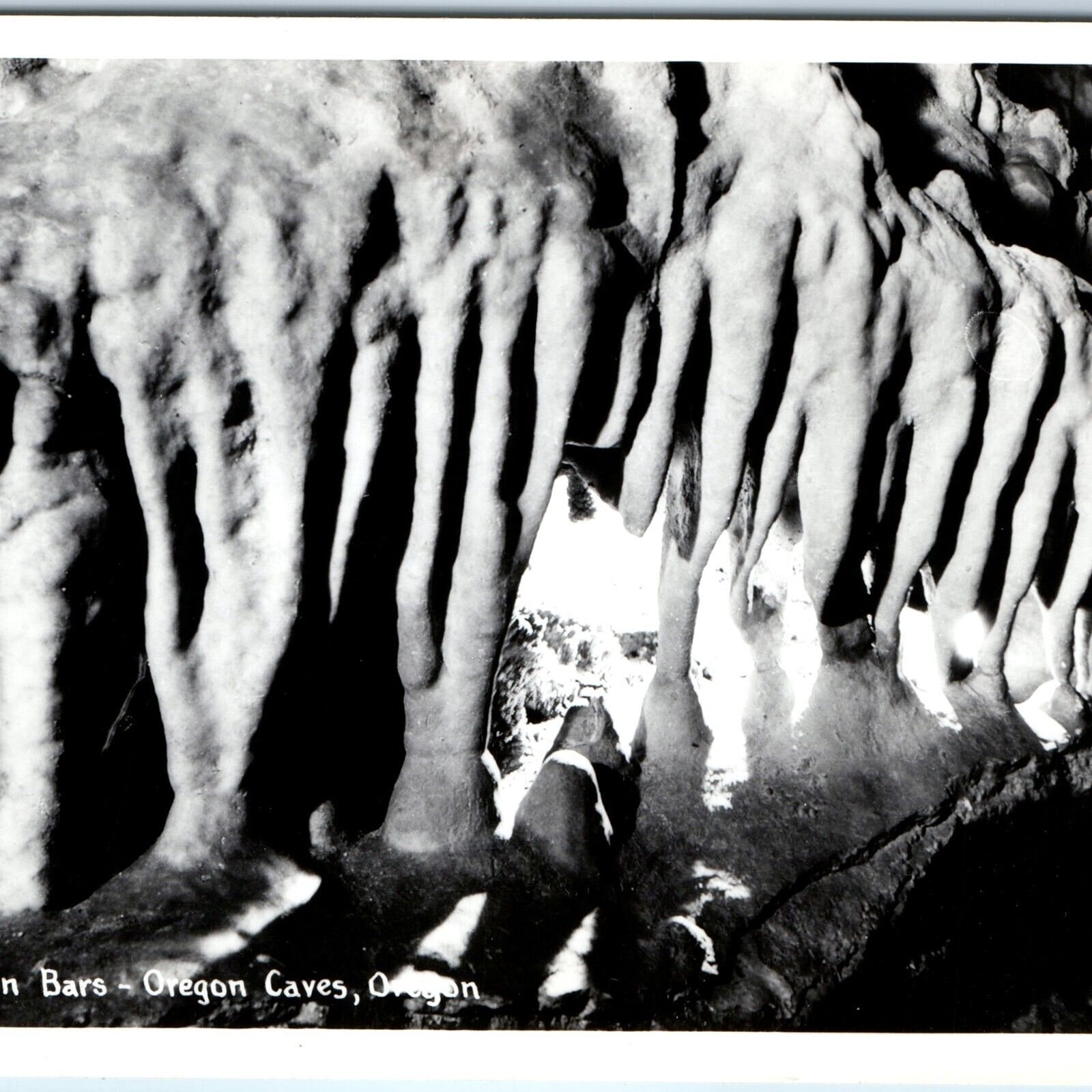 c1940s Oregon Caves, OR RPPC Prison Bars Cavern Sawyers Photo Siskiyou Mts A164