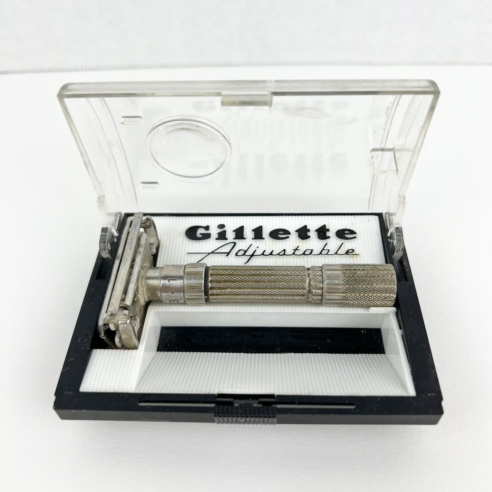 Vintage Gillette Fat Boy Adjustable Safety Razor F2 W/ Case No Blades