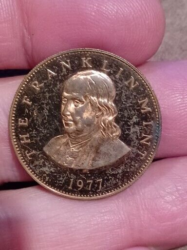 1977 Benjamin Franklin Mint & Museum Commemorative Collector\'s Coin (NO CARD) 
